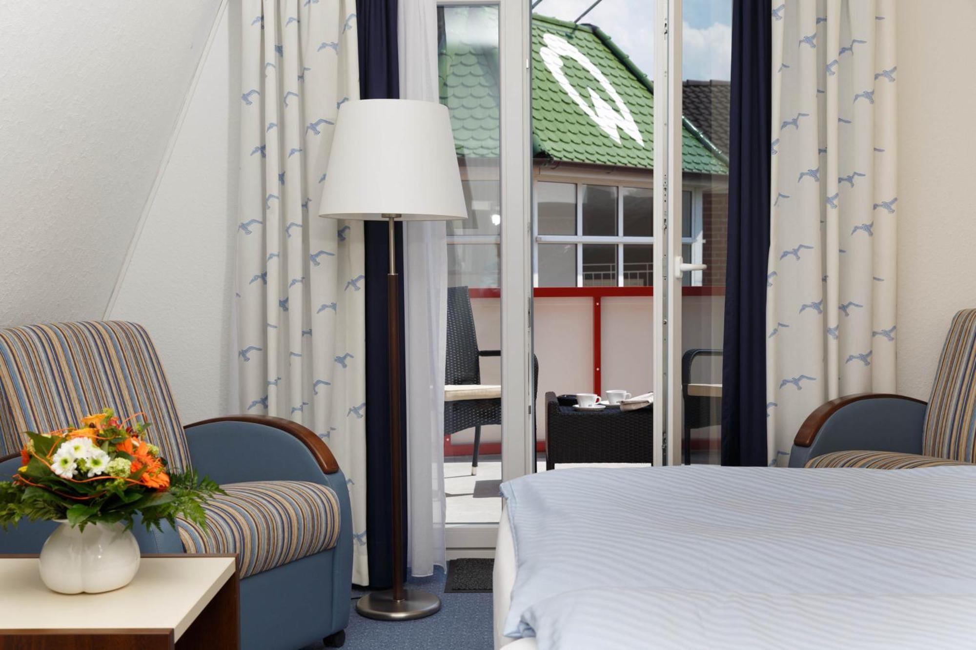Hotel Seeschwalbe Куксхафен Экстерьер фото