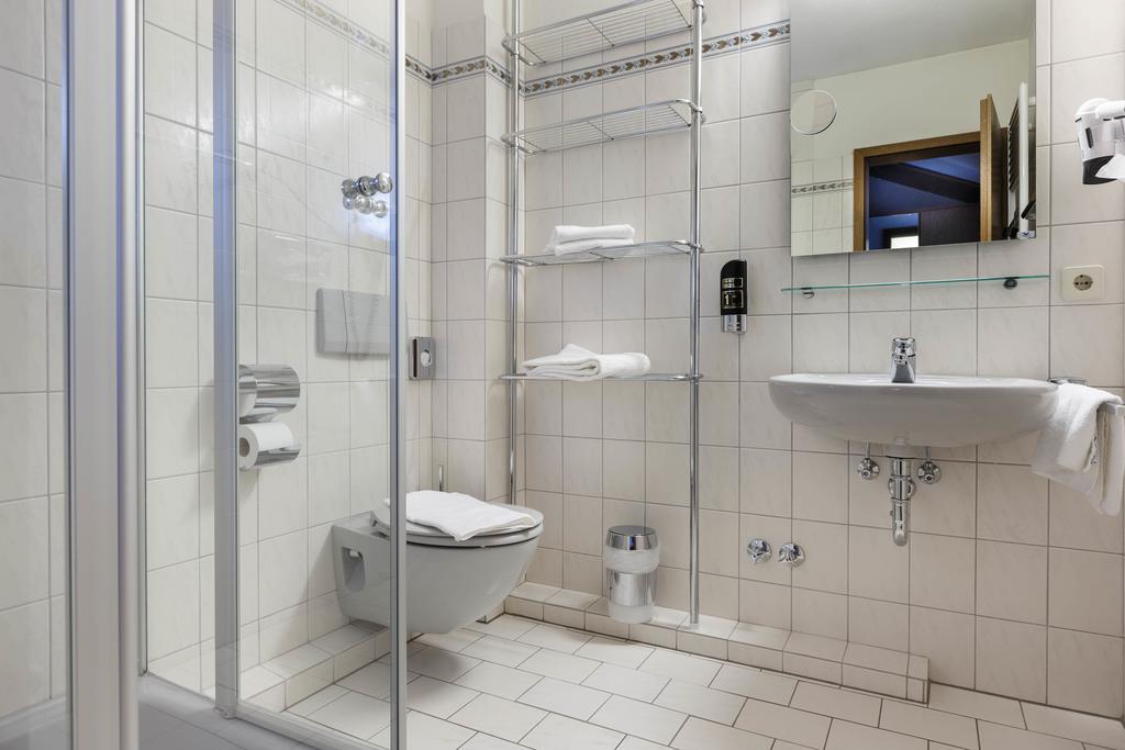 Hotel Seeschwalbe Куксхафен Экстерьер фото