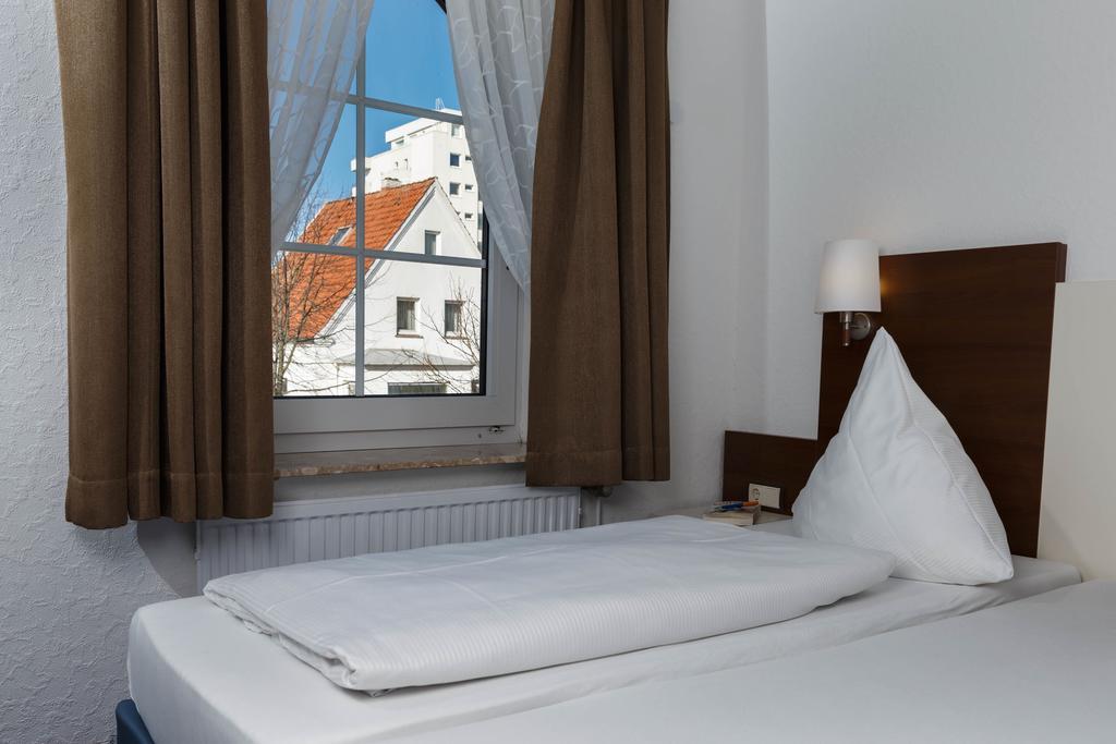 Hotel Seeschwalbe Куксхафен Экстерьер фото