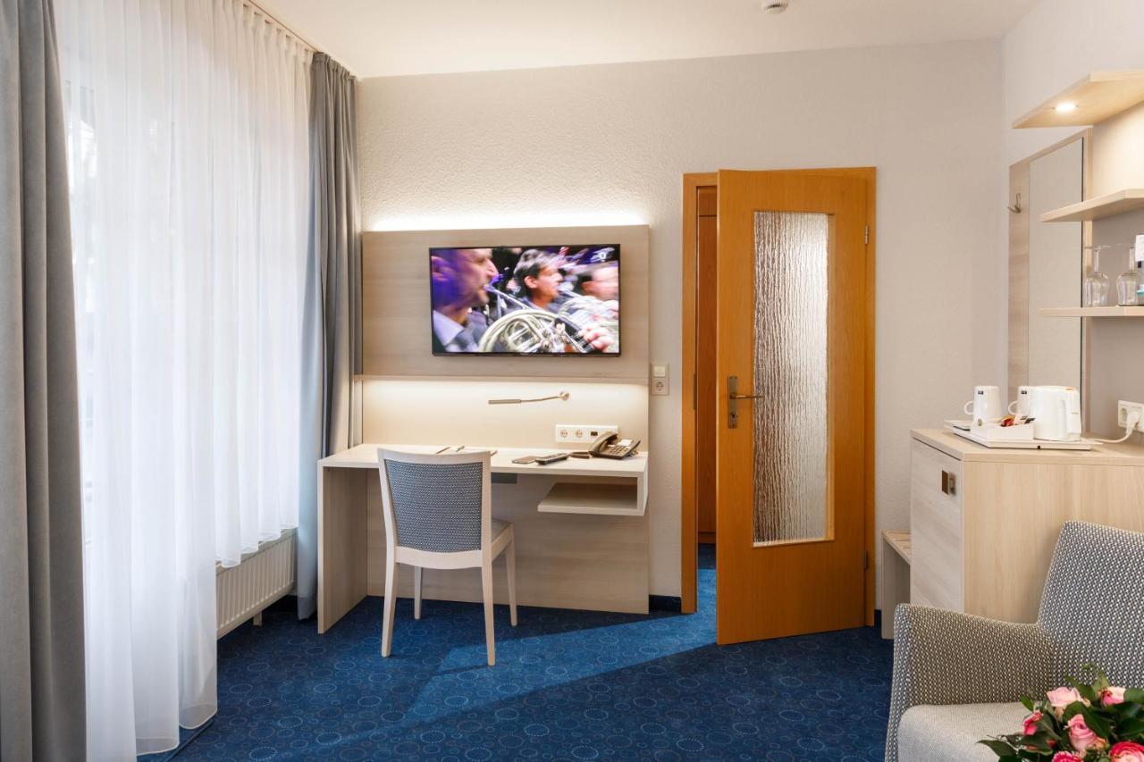 Hotel Seeschwalbe Куксхафен Экстерьер фото