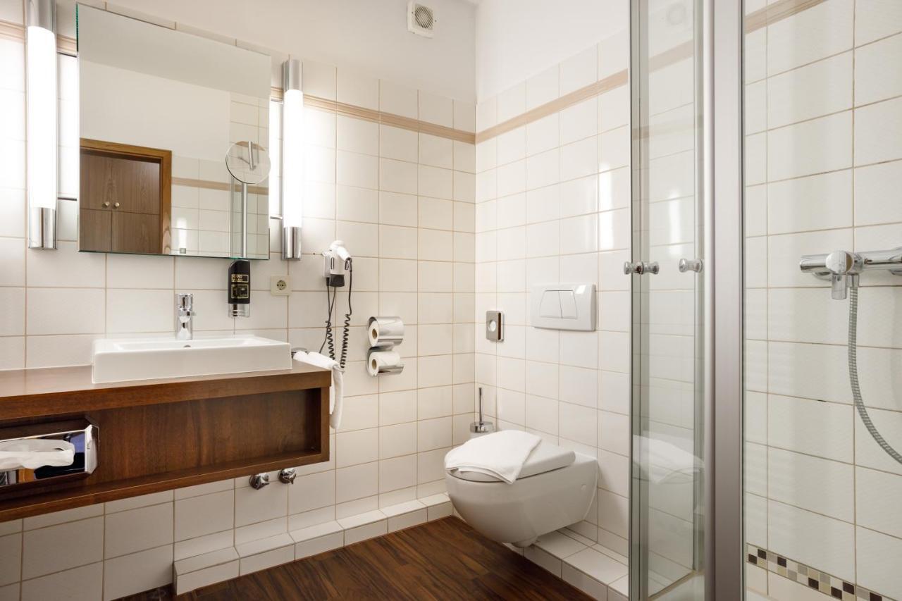 Hotel Seeschwalbe Куксхафен Экстерьер фото