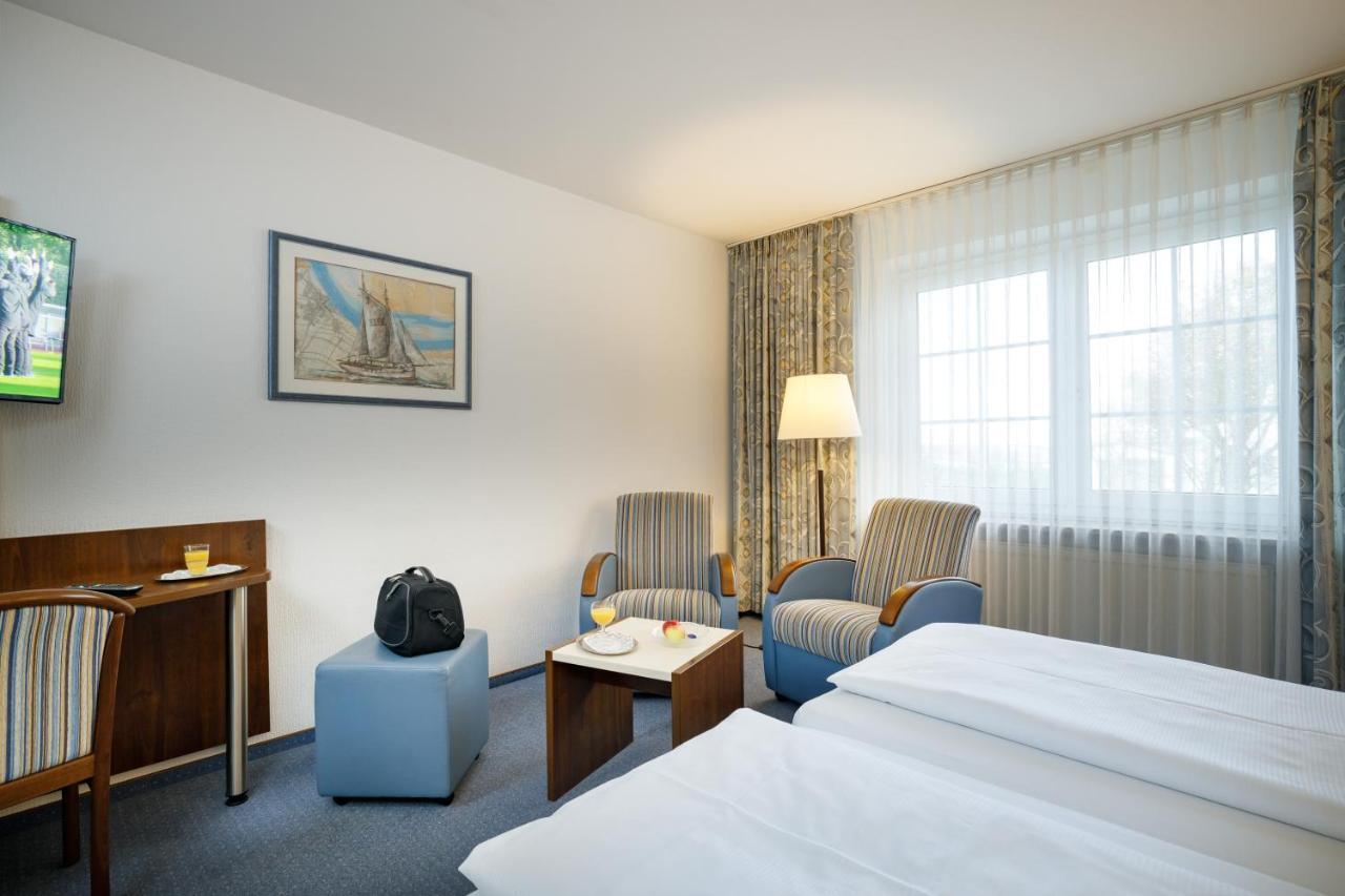 Hotel Seeschwalbe Куксхафен Экстерьер фото