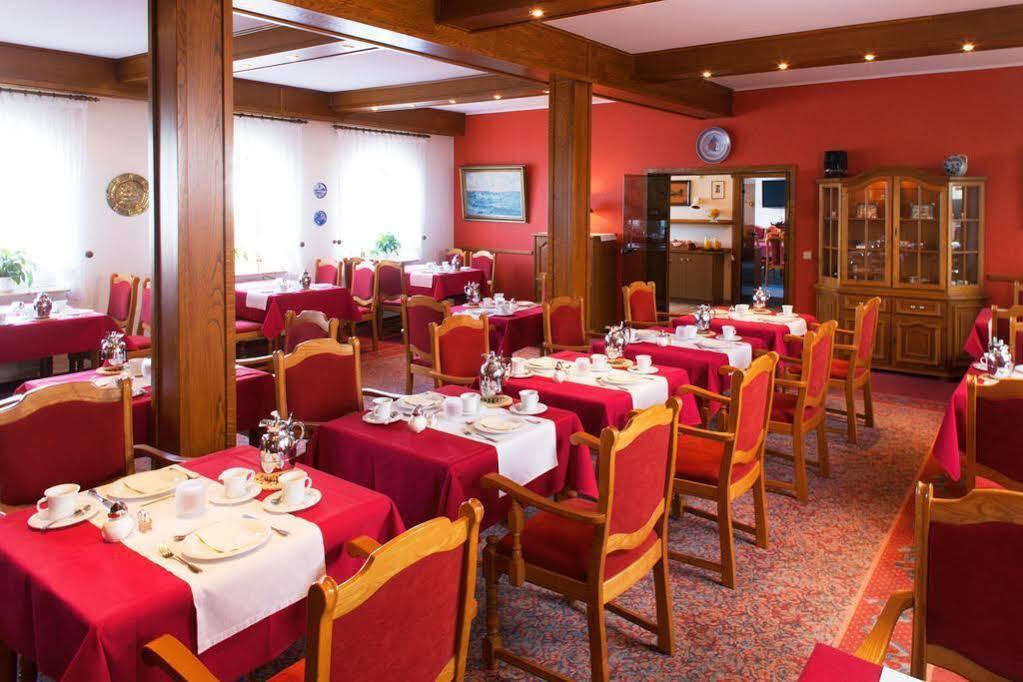 Hotel Seeschwalbe Куксхафен Экстерьер фото